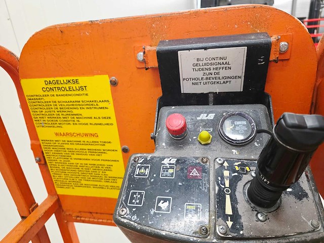 Jlg - 2016 - 10rs - 12m werkhoogte - hoogwerker - afbeelding 7 van  20