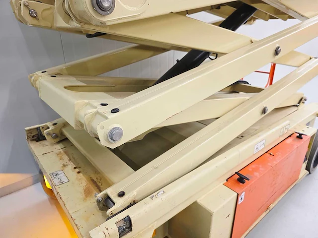 Jlg - 2016 - 10rs - 12m werkhoogte - hoogwerker - afbeelding 8 van  20