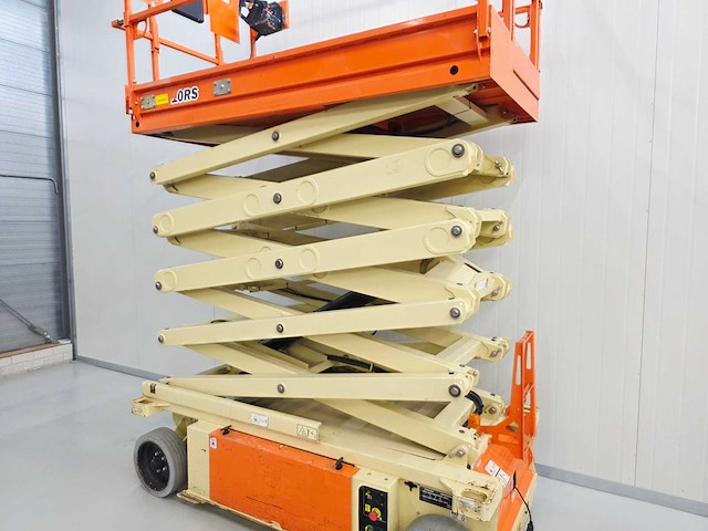 Jlg - 2016 - 10rs - 12m werkhoogte - hoogwerker - afbeelding 12 van  13