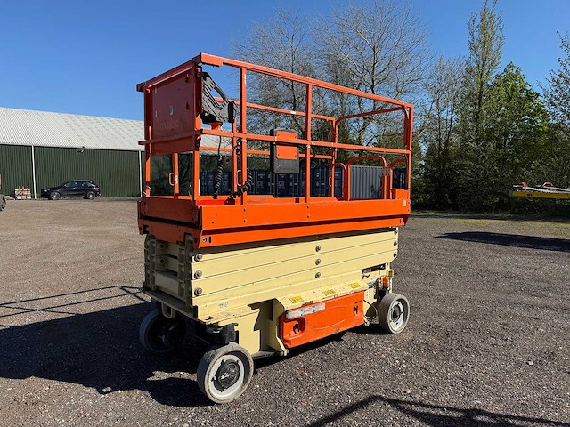 Jlg - 2017 - 3246 es - schaar hoogwerker 11,68m - afbeelding 1 van  23
