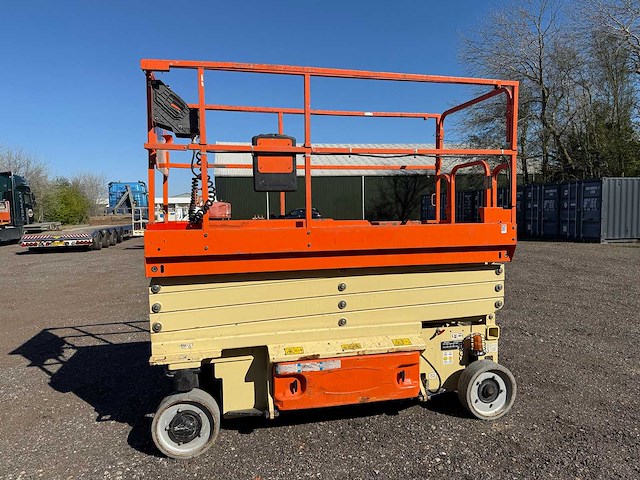Jlg - 2017 - 3246 es - schaar hoogwerker 11,68m - afbeelding 19 van  23