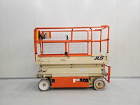 Jlg - 2033 - 8m werkhoogte - hoogwerker - afbeelding 15 van  19
