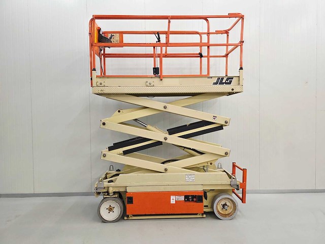 Jlg - 2033 - 8m werkhoogte - hoogwerker - afbeelding 18 van  19