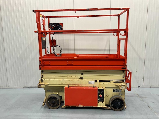 Jlg - hoogwerker - gekeurd - werkhoogte 7.8m - uitschuifbaar tot 2.55m - 277 uur - afbeelding 8 van  13