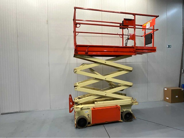 Jlg -6rs - hoogwerker - werkhoogte 7.8m - uitschuifbaar tot 2.55m - 239 uur - schaarhoogwerker - afbeelding 5 van  9