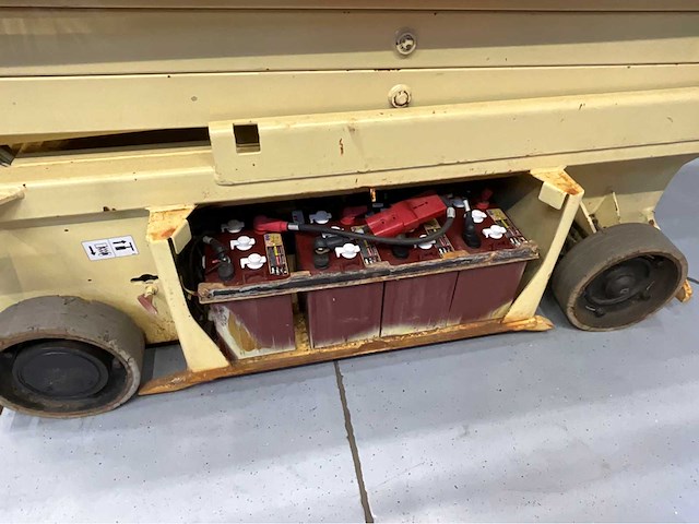 Jlg -6rs - hoogwerker - werkhoogte 7.8m - uitschuifbaar tot 2.55m - 239 uur - schaarhoogwerker - afbeelding 6 van  6