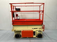 Jlg -6rs - hoogwerker - werkhoogte 7.8m - uitschuifbaar tot 2.55m - 239 uur - schaarhoogwerker - afbeelding 2 van  7