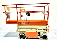 Jlg -6rs - hoogwerker - werkhoogte 7.8m - uitschuifbaar tot 2.55m - 315 uur - afbeelding 4 van  8