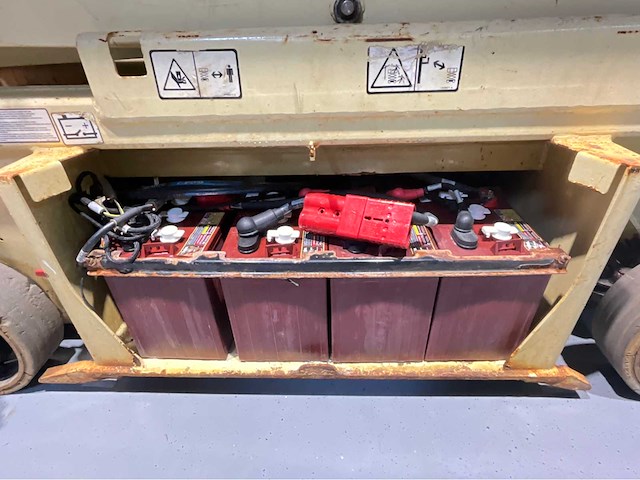 Jlg -6rs - hoogwerker - werkhoogte 7.8m - uitschuifbaar tot 2.55m - 382 uur - afbeelding 7 van  10