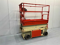 Jlg -6rs - hoogwerker - werkhoogte 7.8m - uitschuifbaar tot 2.55m - 440 uur - schaarhoogwerker - afbeelding 7 van  9