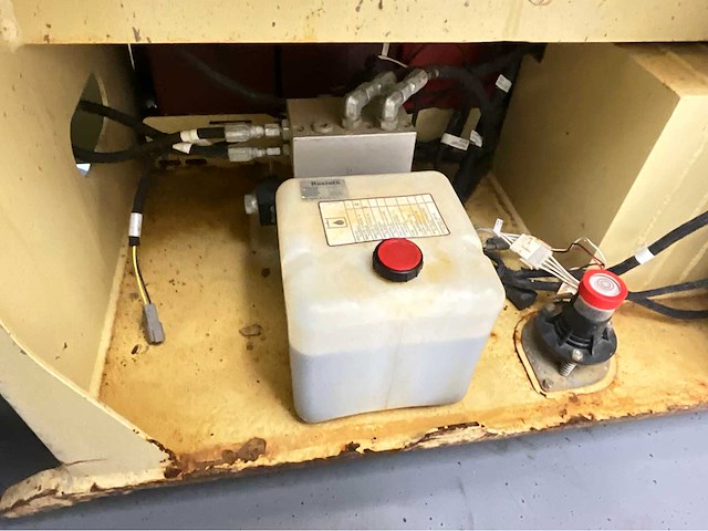 Jlg -6rs - hoogwerker, werkhoogte 7.8m, uitschuifbaar tot 2.55m, 199 uur. bj 2015 - afbeelding 8 van  9