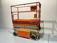 Jlg -6rs schaarhoogwerker - werkhoogte 7.8m - uitschuifbaar tot 2.55m - 382 uur - afbeelding 5 van  10
