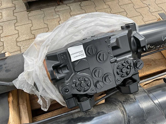 Jlg 1001184500 hydraulische cilinder (2x) - afbeelding 10 van  11