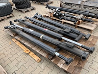 Jlg 1001228092 hydraulische cilinder (5x) - afbeelding 1 van  11