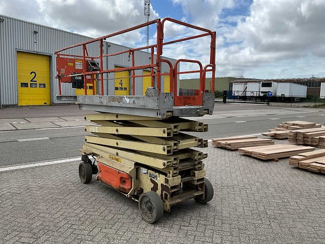 Jlg 3246es schaarhoogwerker - afbeelding 8 van  13