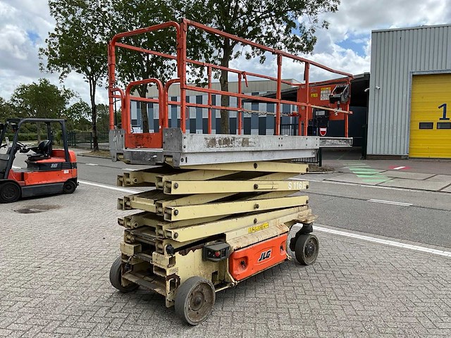 Jlg 3246es schaarhoogwerker - afbeelding 10 van  13
