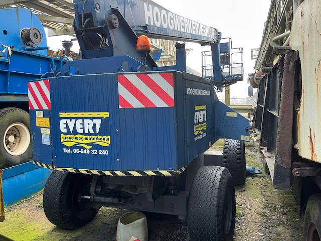 Jlg 60h hoogwerker farmpro - afbeelding 12 van  14