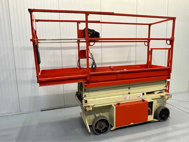 Jlg 6rs hoogwerker - werkhoogte 7.8m - uitschuifbaar tot 2.55m - 275 uur - afbeelding 8 van  9