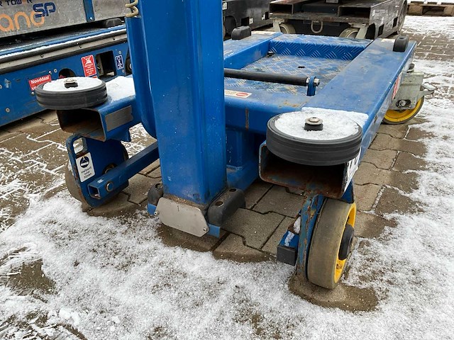 Jlg power tower nano personenlift - afbeelding 7 van  10