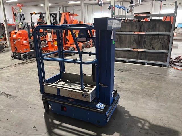 Jlg power towers nano sp personenlift - afbeelding 3 van  9