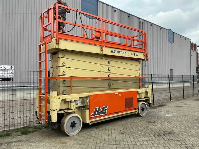 Jlg sl 245-12 schaarhoogwerker - afbeelding 10 van  17