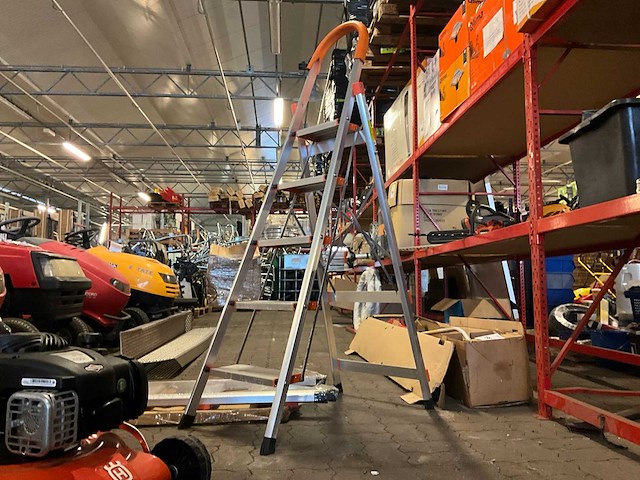 Jmc oplooptrap (2x) - afbeelding 1 van  5