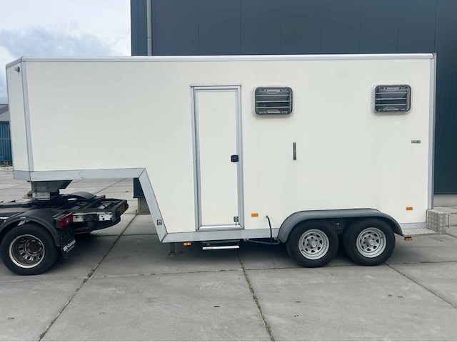 J.m.r. - ht - paardentrailer - oplegger - 2001 - afbeelding 18 van  23