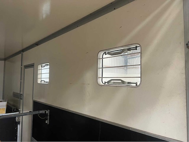 J.m.r. - paardentrailer - oplegger - 2001 - afbeelding 15 van  23