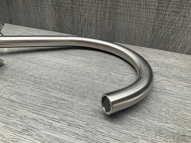 Job accross keukenmengkraan met kruisgreep brushed nickel - afbeelding 7 van  8