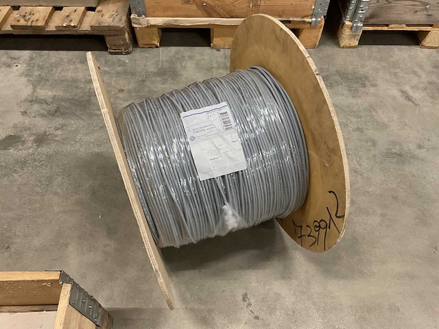 Jobarco ecoflex cpr hh-jz 3x0.5mm2 haspel á 1000m stuurstroomkabel - afbeelding 1 van  2