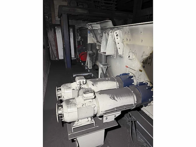 Joest - 2023 - tuf 1400/1651 - 400 x 3200 - scheidingsgoot - afbeelding 30 van  30