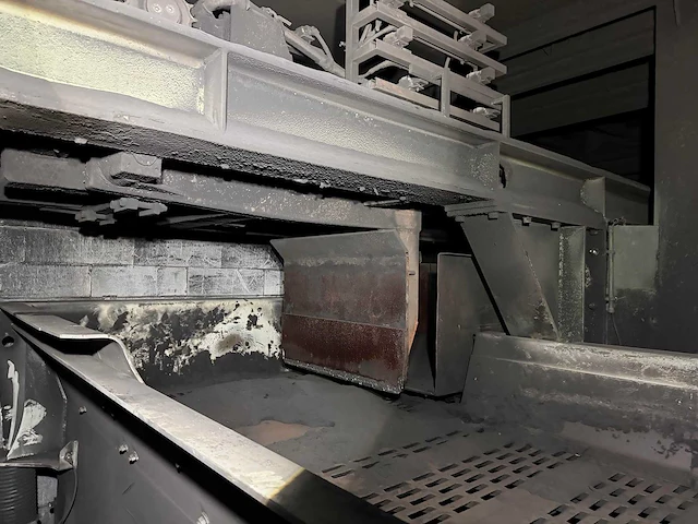 Joest - 2023 - tuf 1400/1651 - 400 x 3200 - scheidingsgoot - afbeelding 12 van  30