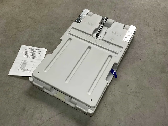 Jofel ay11000 verticale opklapbare verschoontafel - afbeelding 3 van  5