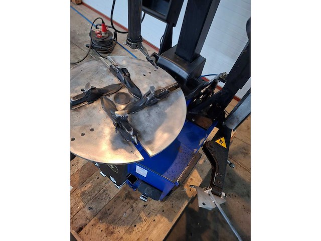 John bean - 2008 - t5000 - banden de-en montageapparaat - afbeelding 9 van  10