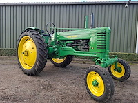 John deere - - tweewielaangedreven landbouwtractor - afbeelding 7 van  11