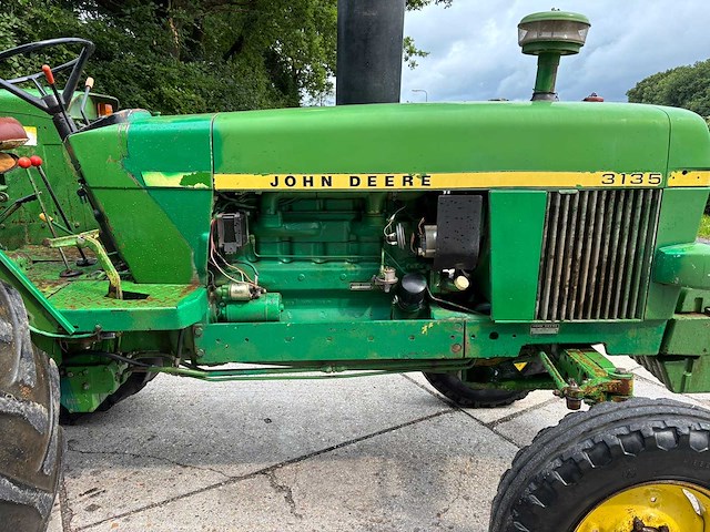 John deere - 1978 - 3135 2rm - tweewielaangedreven landbouwtractor - afbeelding 11 van  14