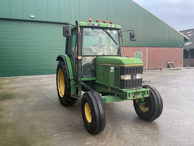 John deere - 1993 - 6200 - tweewielaangedreven landbouwtractor - afbeelding 23 van  28