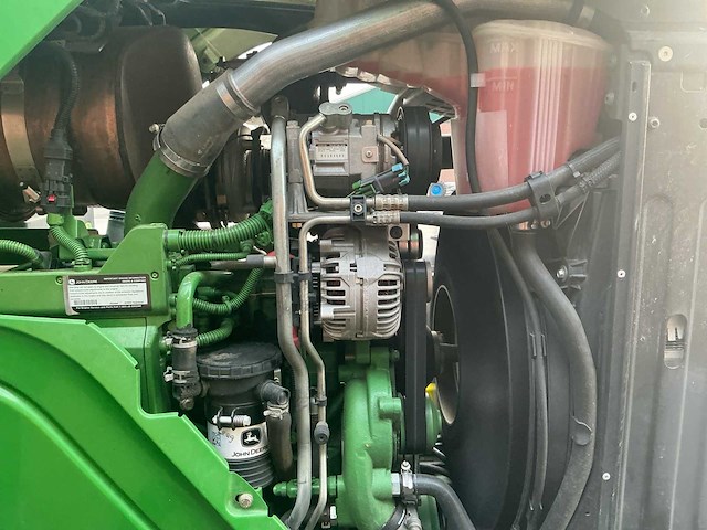 John deere - 2015 - 6150m - vierwielaangedreven landbouwtractor - afbeelding 21 van  33