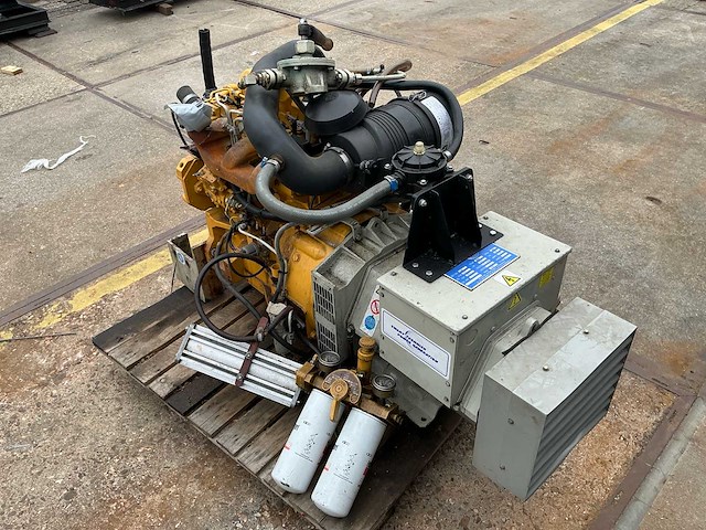 John deere - 2017 - dieselmotor met zwart techniek generator - afbeelding 16 van  19