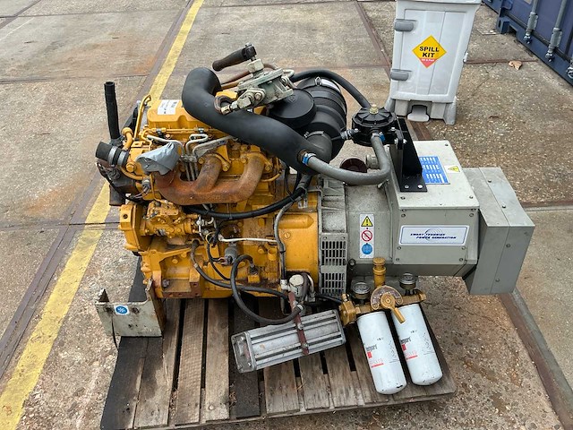 John deere - 2017 - dieselmotor met zwart techniek generator - afbeelding 5 van  10