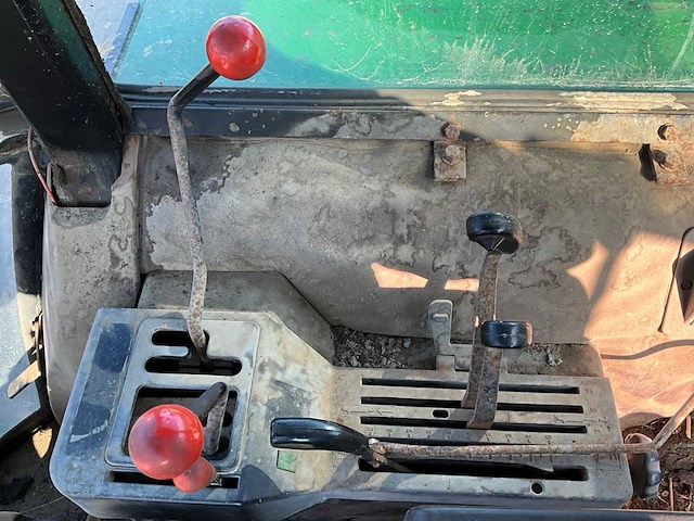 John deere 1640 power synchron vierwielaangedreven landbouwtractor - afbeelding 3 van  12