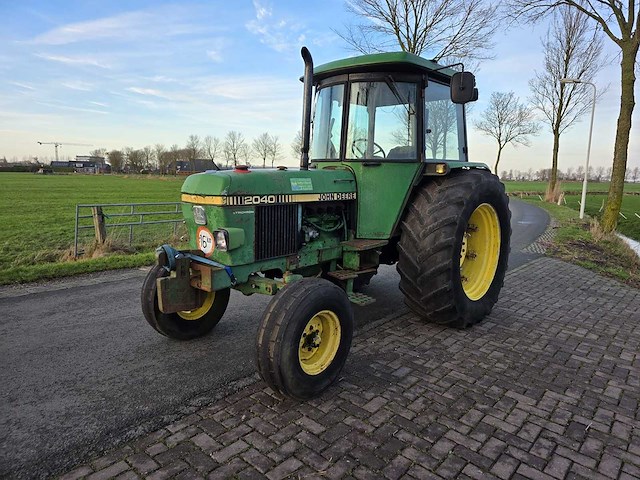 John deere 2040 tweewielaangedreven landbouwtractor - afbeelding 11 van  15