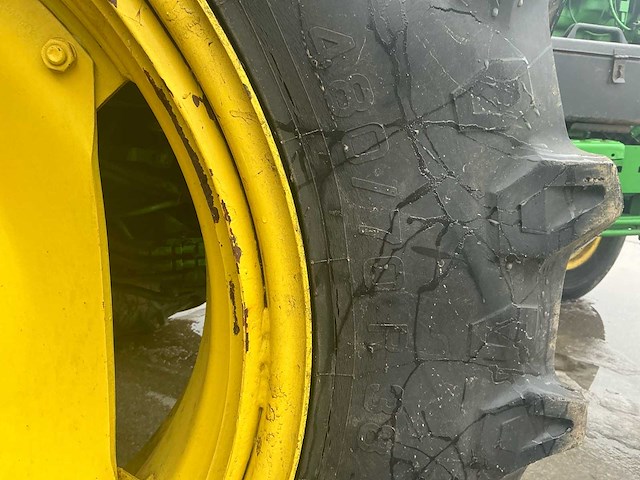 John deere 2250 tweewielaangedreven landbouwtractor - afbeelding 2 van  33