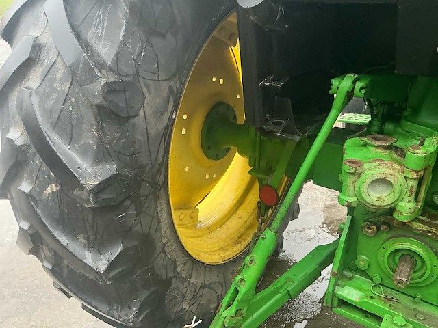 John deere 2250 tweewielaangedreven landbouwtractor - afbeelding 11 van  33