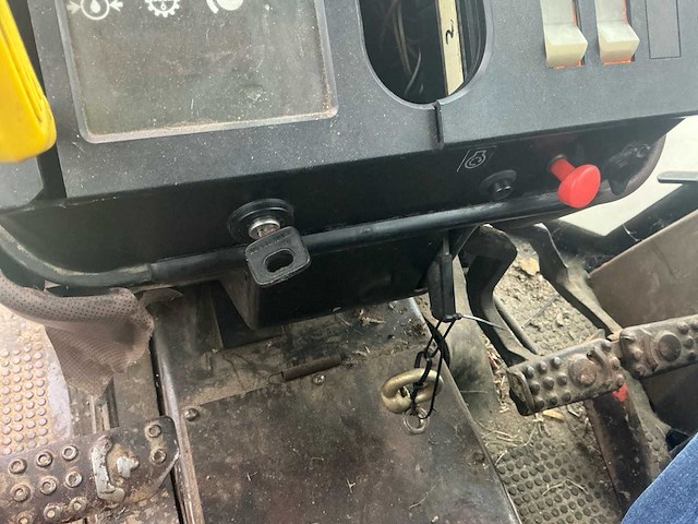 John deere 2250 tweewielaangedreven landbouwtractor - afbeelding 22 van  33