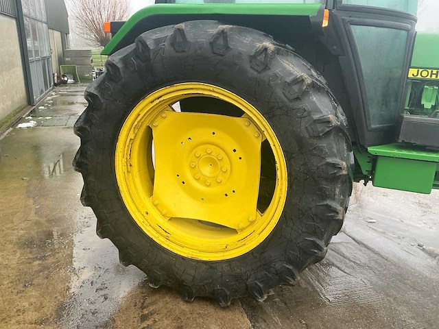 John deere 2250 tweewielaangedreven landbouwtractor - afbeelding 33 van  33