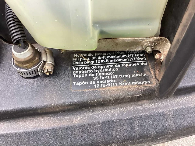 John deere 2500 grasmaaier - afbeelding 14 van  30