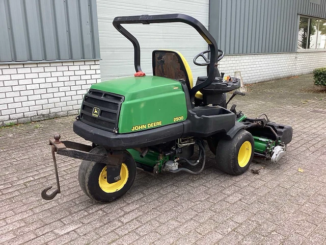 John deere 2500 grasmaaier - afbeelding 30 van  30