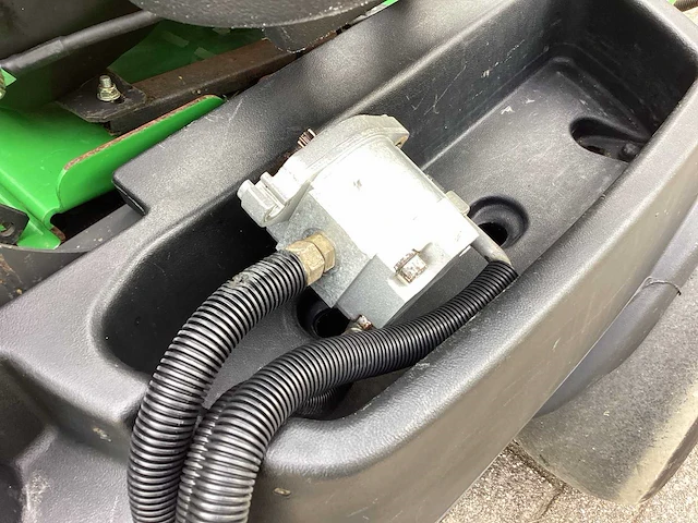 John deere 2500b grasmaaier - afbeelding 13 van  25