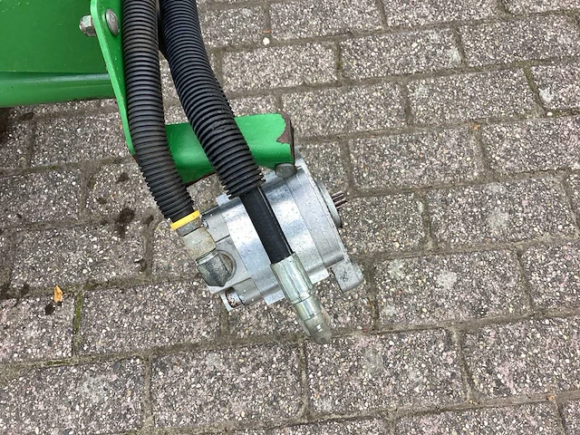 John deere 2500b grasmaaier - afbeelding 14 van  25